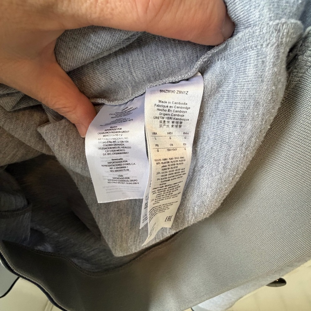 Armani Exchange A|X Gray Logo Sweatshirt L – Minimal Designer Pullover Crewneck - Picture 7 of 10